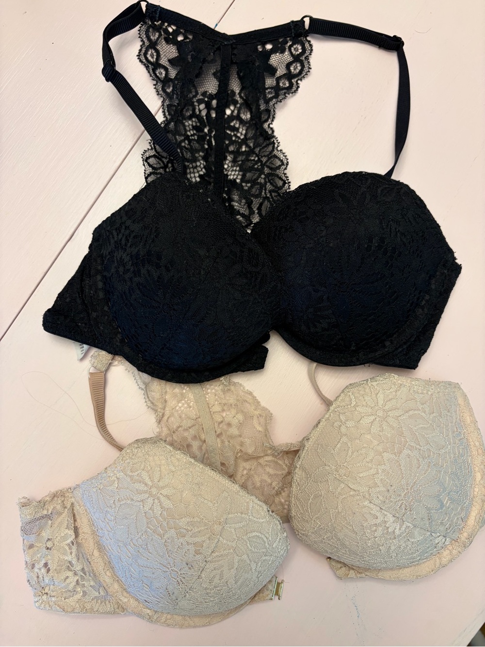 Auden front closure bras (2)